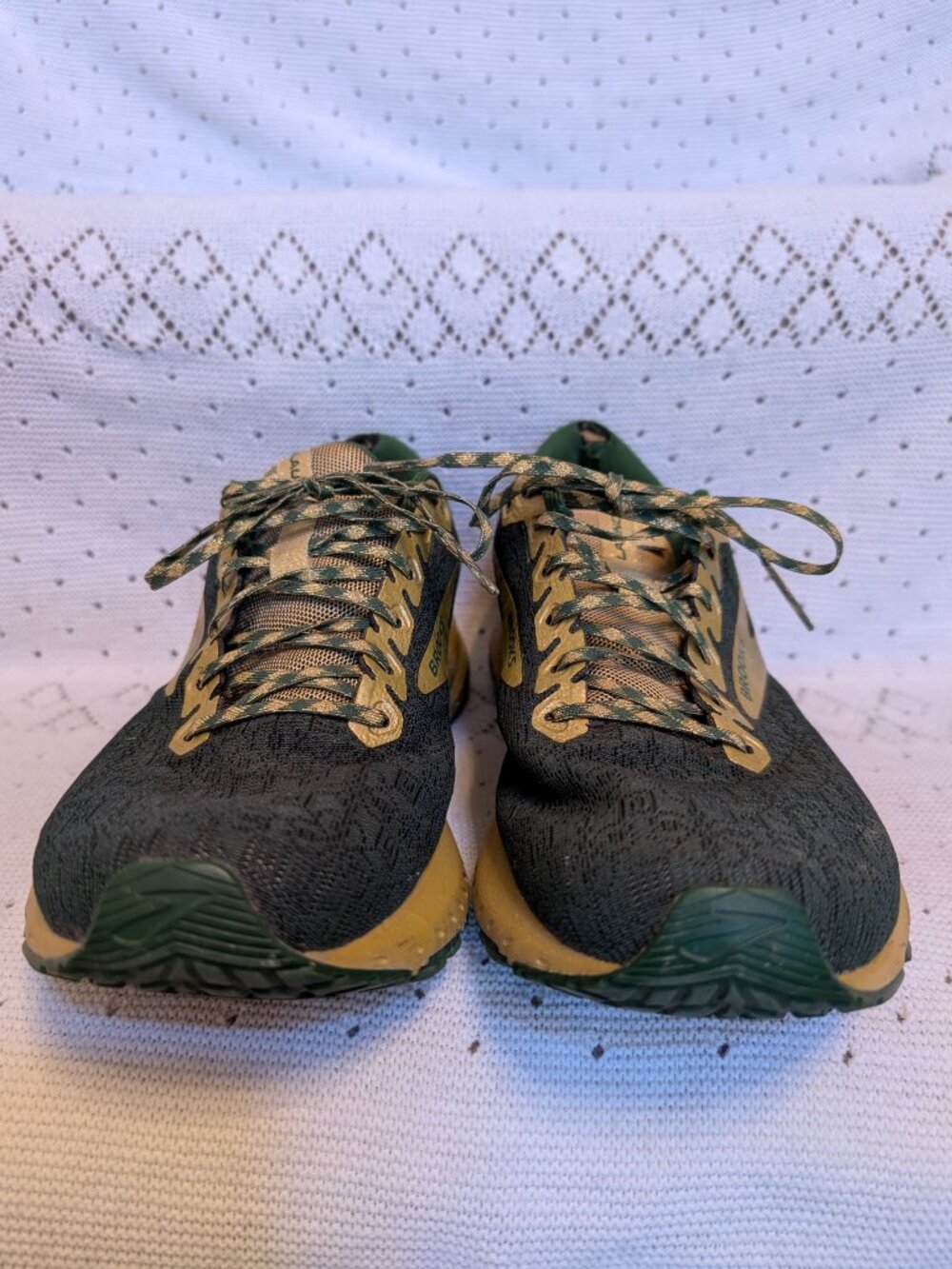 Brooks Launch 7 running shoe Run Lucky St. Patricks Day Green gold size 9 - Picture 2 of 11